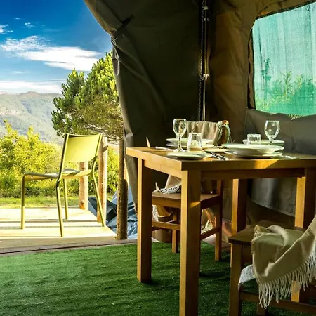 Romantic Safari-style Glamping With Mountain Views Near Ventosa, Portugal Tente de luxe Ventosa (Braga)