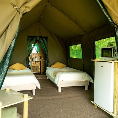 Tente de luxe Romantic Safari-style Glamping With Mountain Views Near Ventosa, Portugal