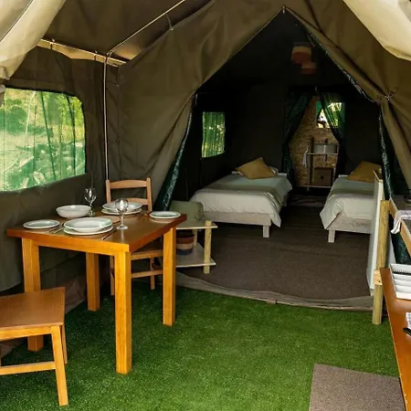 Romantic Safari-style Glamping With Mountain Views Near Ventosa, Portugal Tente de luxe Ventosa (Braga)