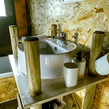 Romantic Safari-style Glamping With Mountain Views Near Ventosa, Portugal * Ventosa (Braga)